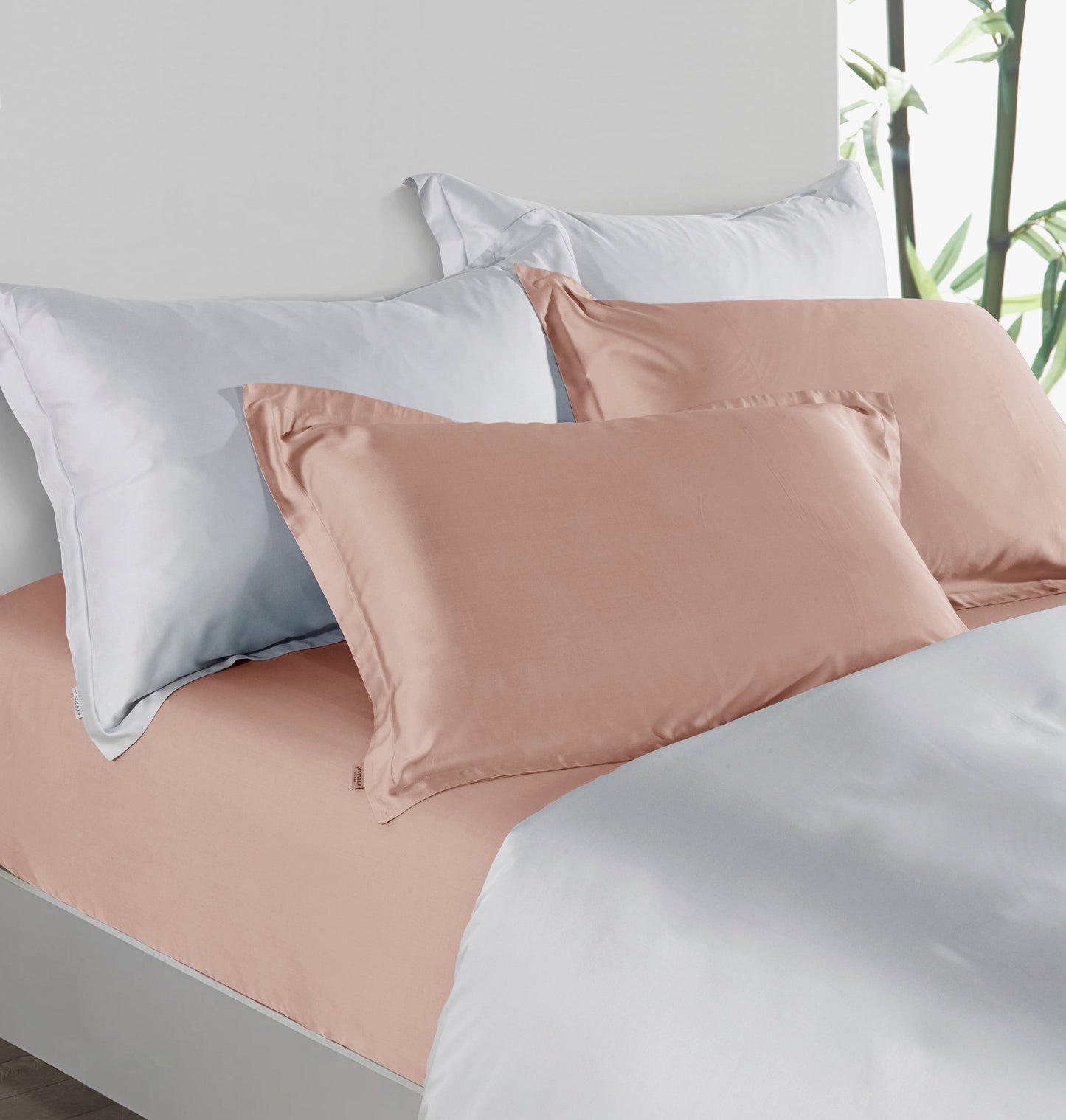 Premium Collection, Bamboo Embroidery Fitted Sheet & Pillow Case Set