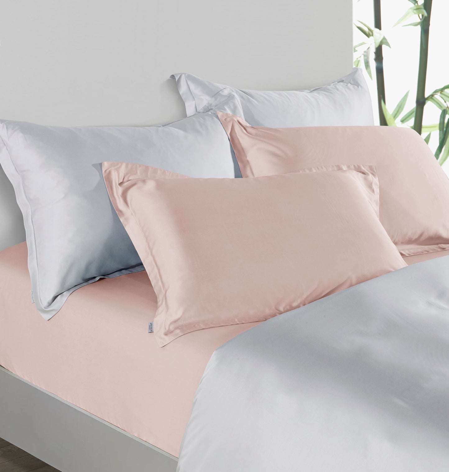 Premium Collection, Bamboo Embroidery Fitted Sheet & Pillow Case Set