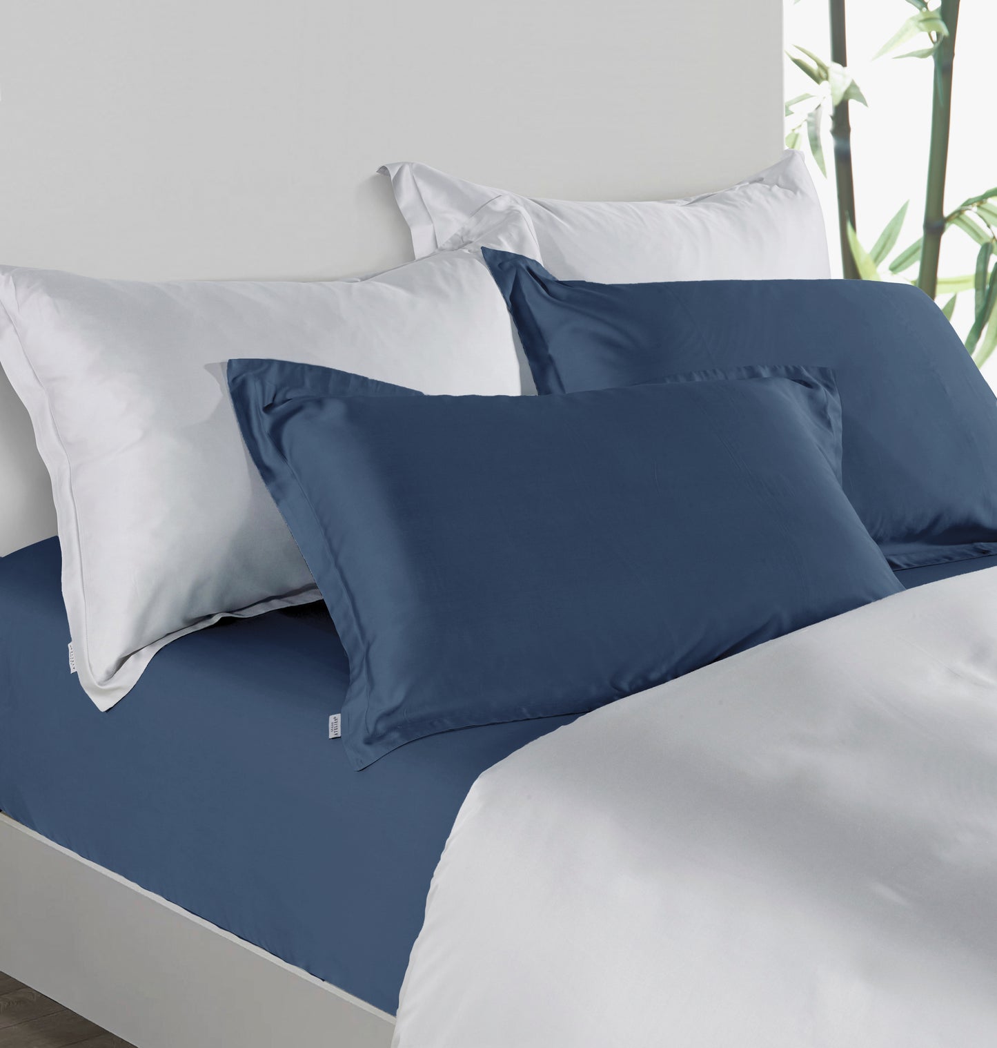 Premium Collection, Bamboo Embroidery Fitted Sheet & Pillow Case Set