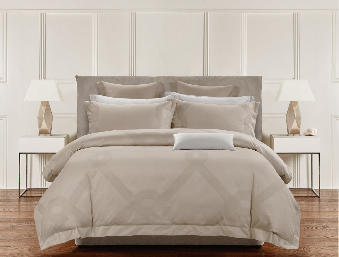 Suite Collection, Treviso Jacquard Bed Set